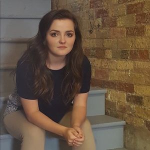 Meet your Posher, Halee